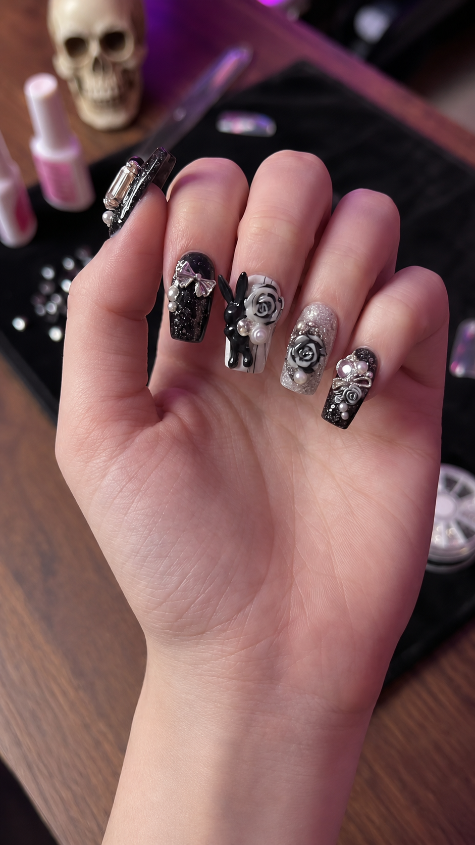 goth press on nails